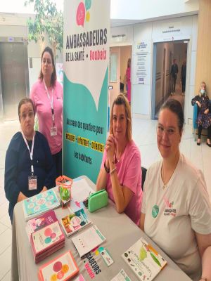 Affiche du document Dans les quartiers de Roubaix, les médiatrices santé en mission prévention