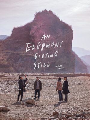 Affiche du document An elephant sitting still