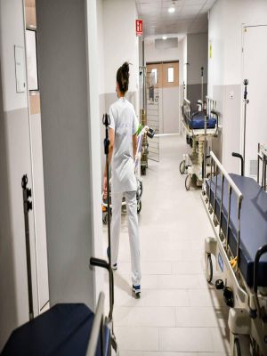 Affiche du document Le vol, un mal qui ronge l’hôpital en silence